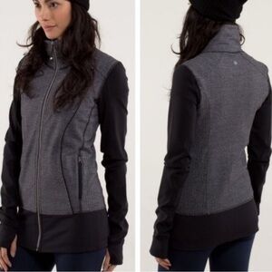 Lululemon Asana zip-upon